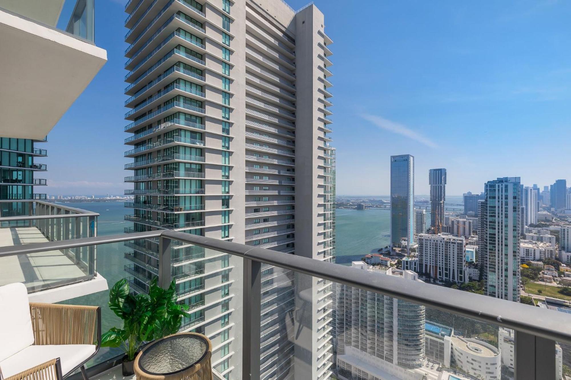 Unique High-Rise Condo In Miami Exterior foto